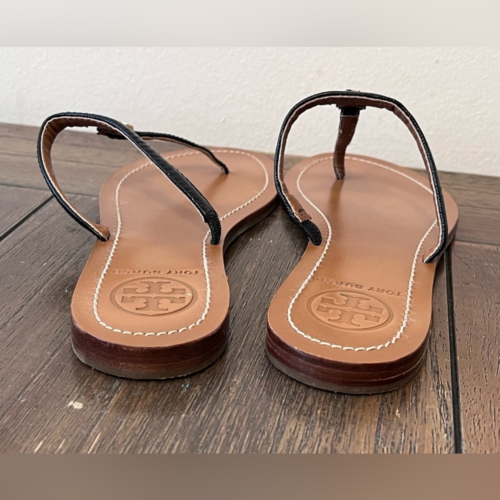Tory Burch Sandals Black Patent Leather Womens size 6 - Picture 5 of 9